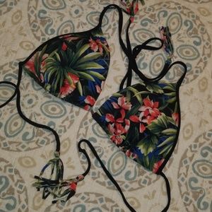 Hollister tropical push up bikini top